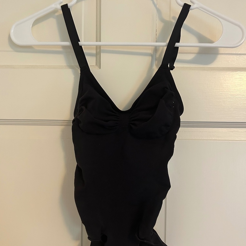 Skims seamless sculpt brief body suit